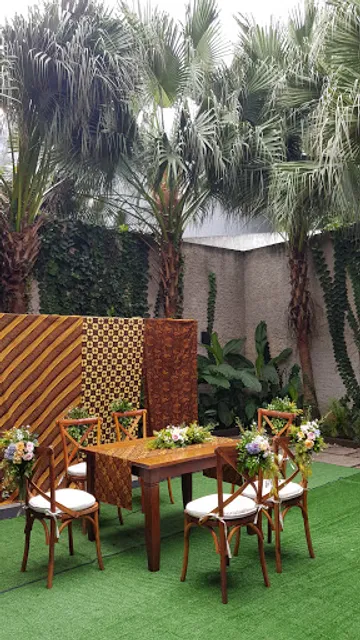 Griyo Kulo Resto Ragunan