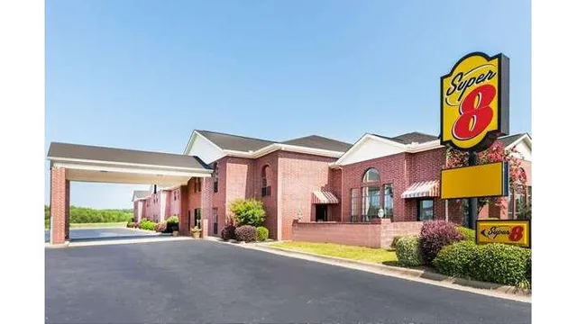 Super 8 by Wyndham Searcy AR