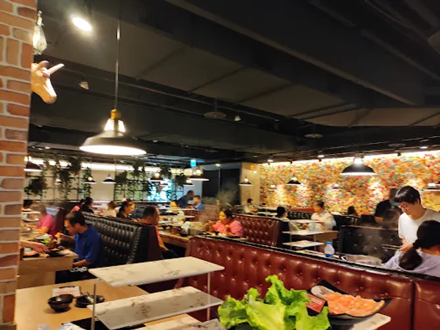 新馬辣經典麻辣鍋-板橋遠百店