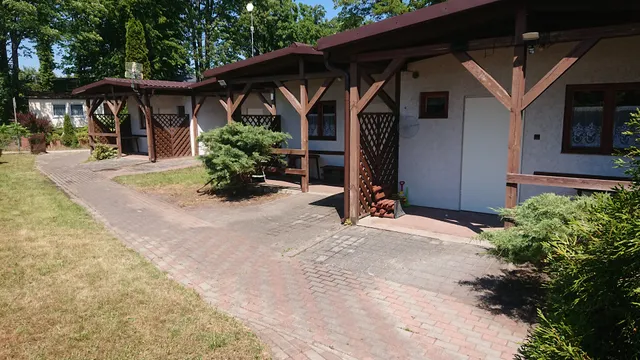 Domki "Zacisze" w Cetniewie