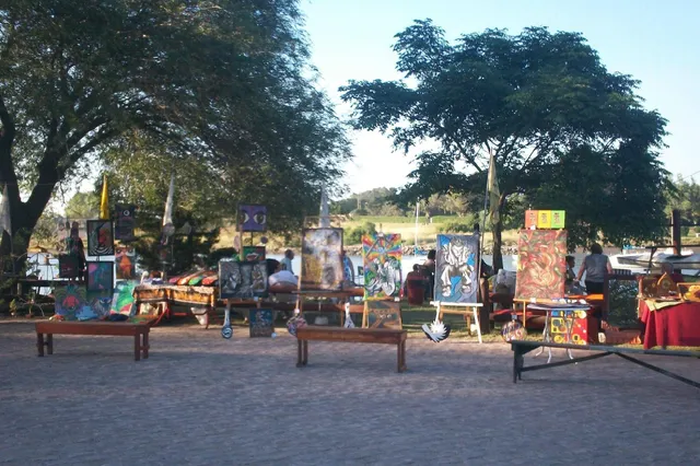 Camping y Cabañas "Rio Quequén"