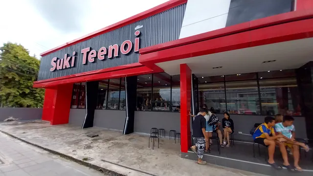 Suki Teenoi Chaengwatthana