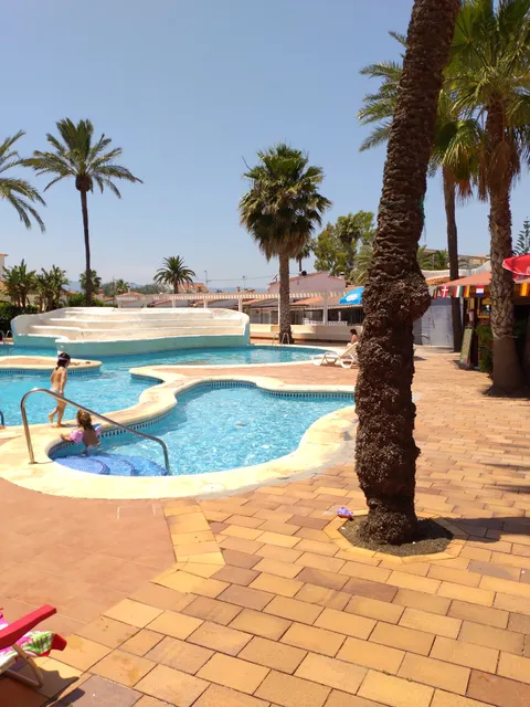 Apartamento Parchís-Piscina