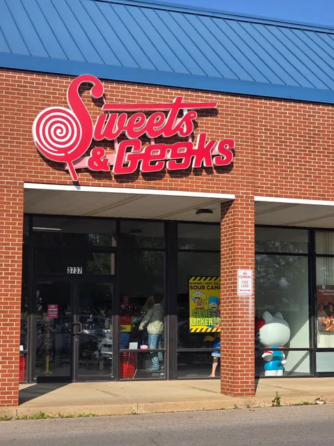 Sweet and Geeks