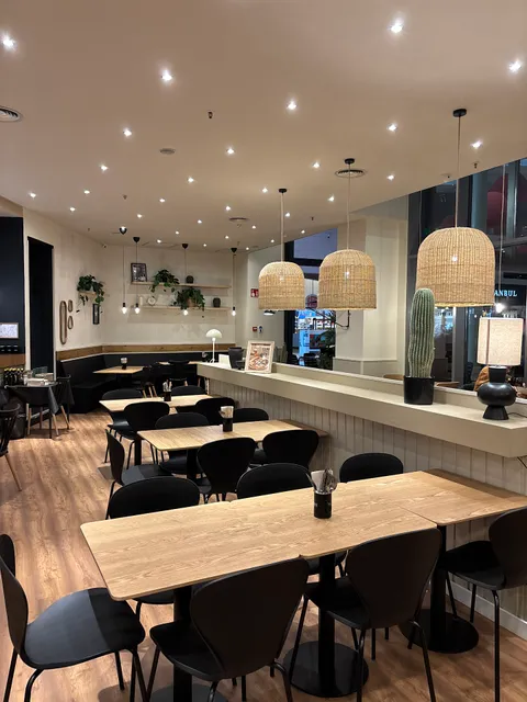 Leone Pizzeria Tradizionale Puerto Venecia