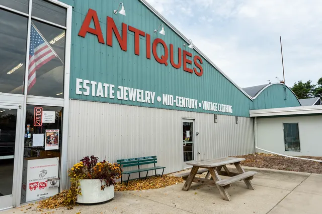 Saugatuck Antique Pavilion