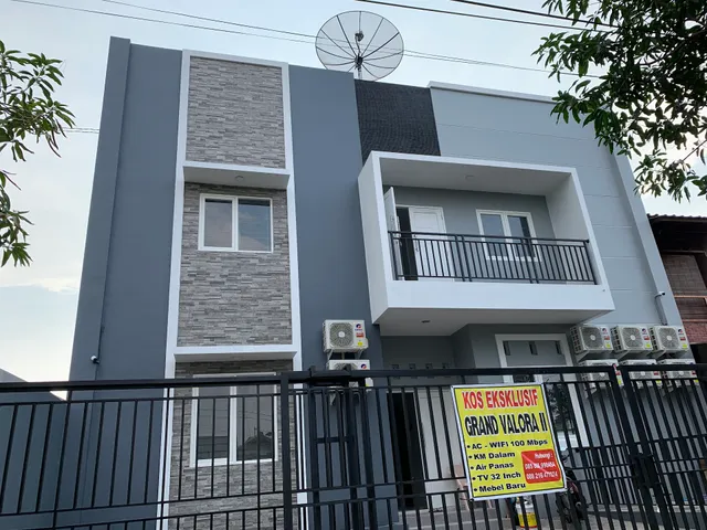 Grand Valora II - Kost Eksklusif Puri Anjasmoro dekat Airport Semarang
