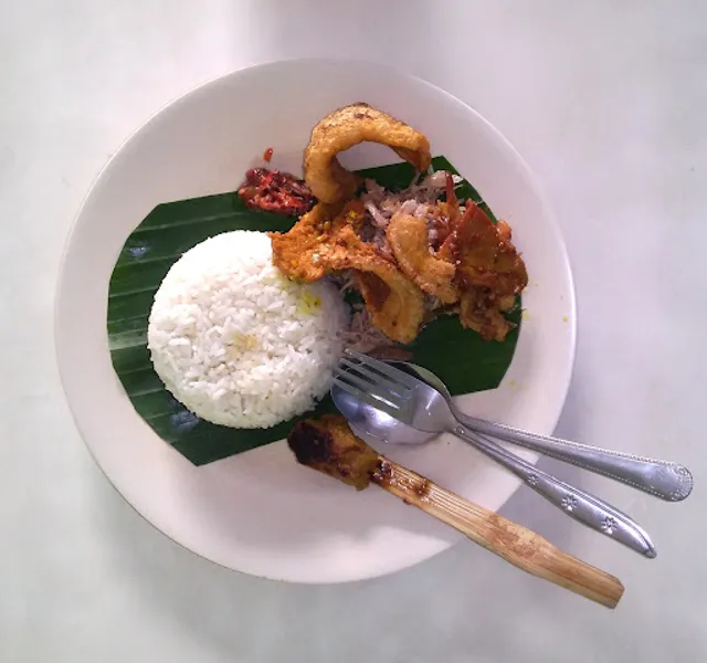 Warung Lawar Be Bali Penatih