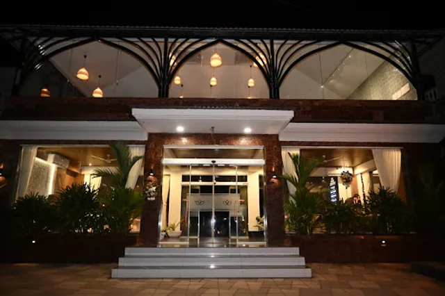 Flavours Resto Bar Anjuna - North Goa