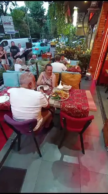 By Ferro Kebab & Fish Restaurant