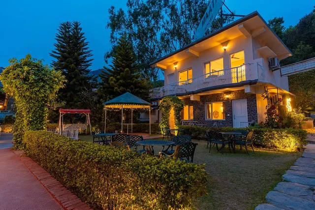 Maati Signature Collection By The Lake Hill