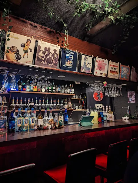 Moon Walk Shijo Karasuma