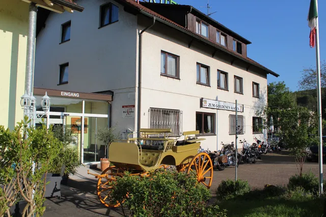 Zum Goldenen Wagen