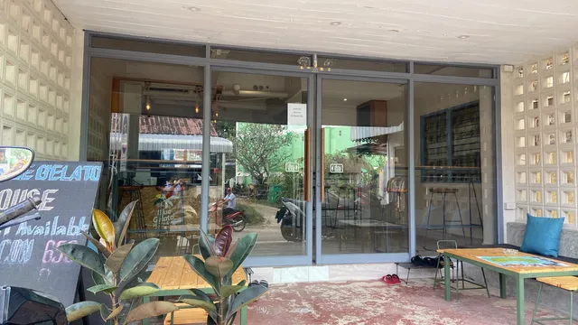 BLUE GELATO HOUSE & HOSTEL KOHTAO