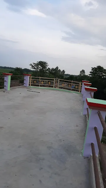 On The Rocks - Waterstones Hotel