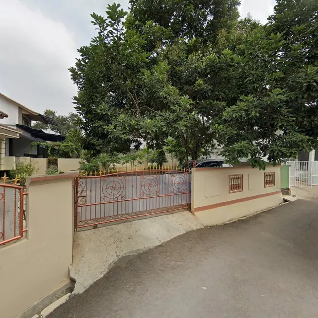 Mom's Pizza & Blend Moh. Kahfi