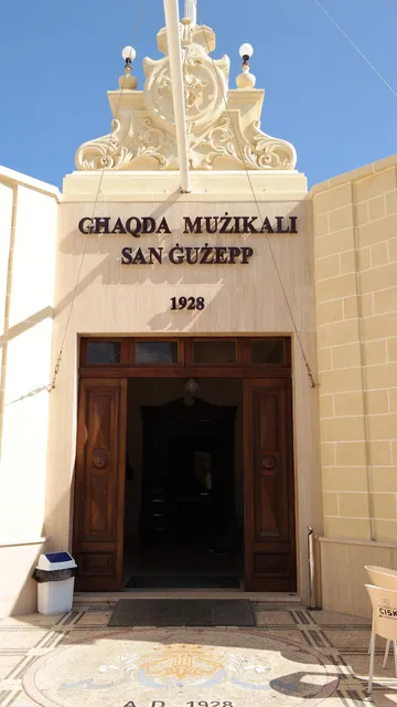 Giuseppe - Cafe & Bistro