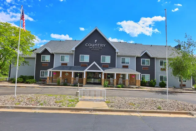 Country Inn & Suites by Radisson, Sparta, WI