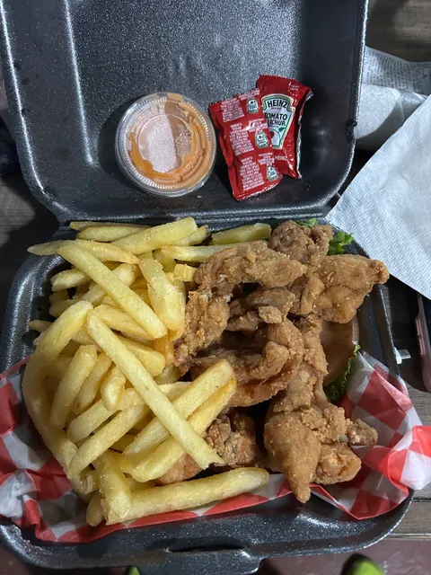 Refrigerio food truck