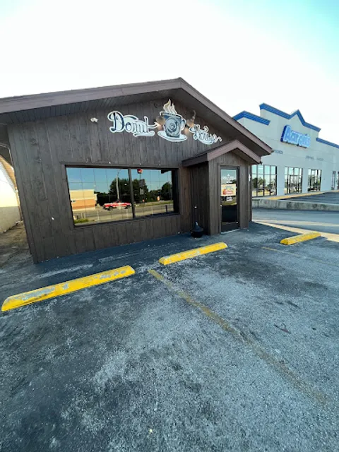 Donut House Bakery & Deli