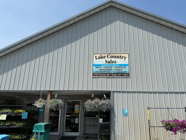 FAMILY FARMS CREAMERY