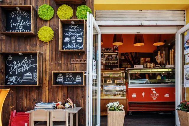 Pelikan Ice Cream and Pastry Parlour