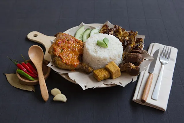 Ayam Geprek Resipi | Desa Pandan