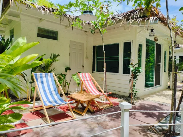 สวนเพื่อคุณ รีสอร์ท&แคมป์ปิ้ง ที่พักริมน้ำ ที่พักเขายายเที่ยง ที่พักสีคิ้ว