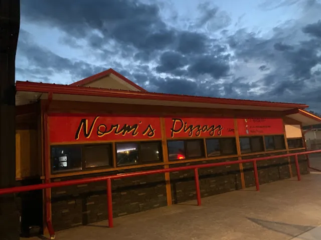 Norm's Roadhouse & Diner