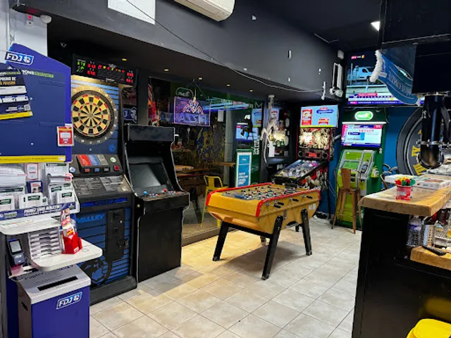 Pizzeria At Noon And Evening On The Duranne