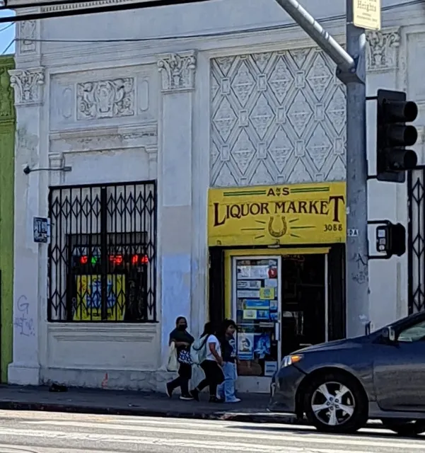 A & S Liquor Market