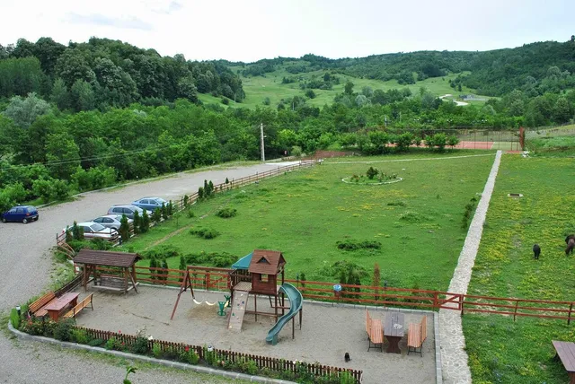 Pensiunea Casa Padurii