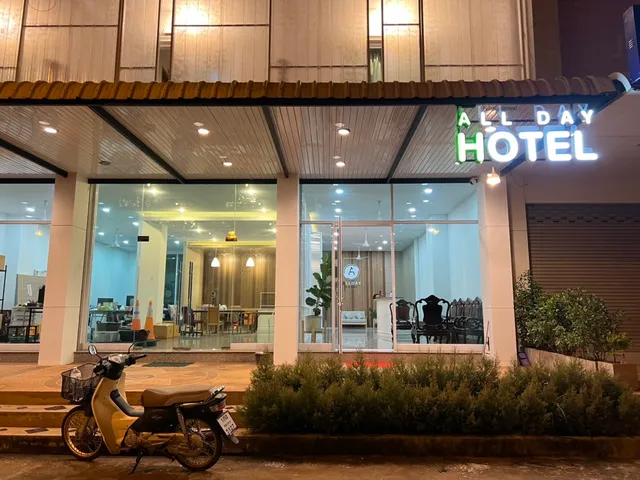 All Day Hotel