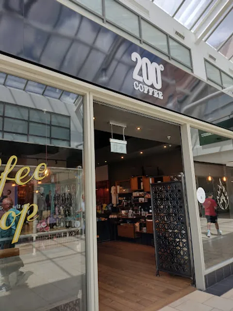 200 Degrees Coffee Shop
