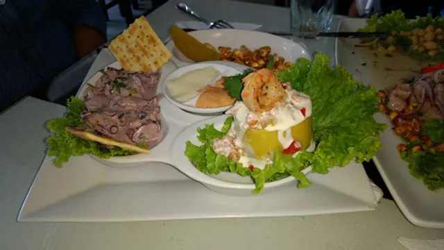 Restaurant Cevichelas