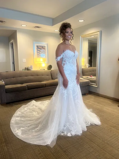 Moji Fashion Designs