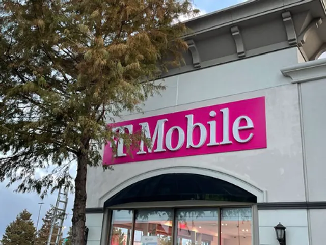 T-Mobile Experience Store