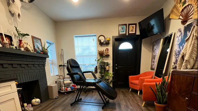 Lady J Tattoo Parlor