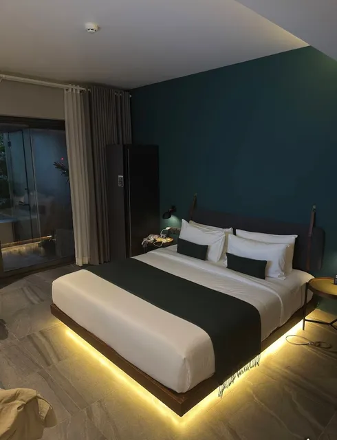 RedDoorz near Manado Town Square