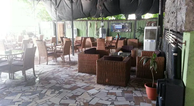 B.B.Q "R" US Hotel And Rest