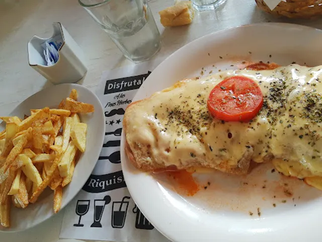 Rotisería lo de Mamá María