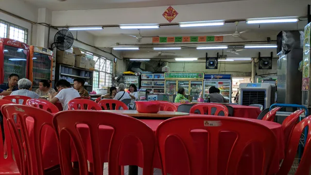 Restoran White Coffee Kam Wang