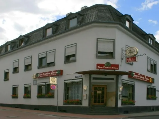 Hotel Pension zum dicken Baum