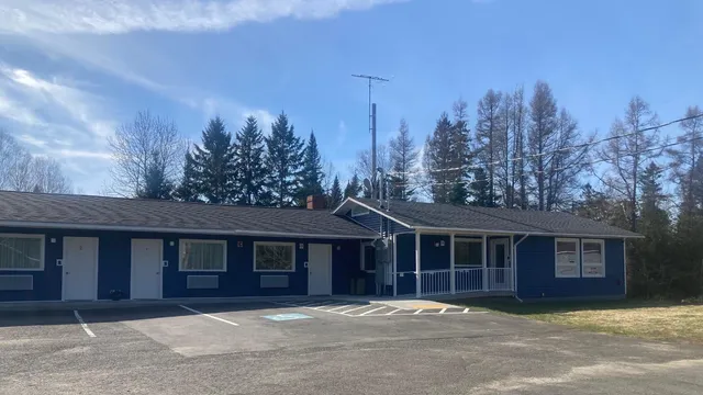 Wolastoq Inn and Suites