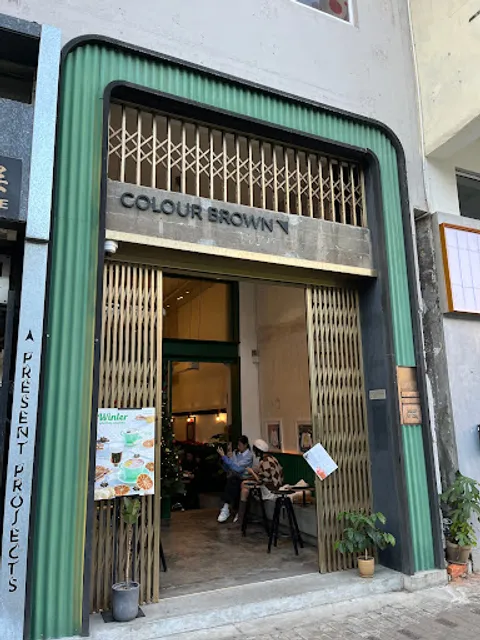 Colour Brown x GO.ON Space