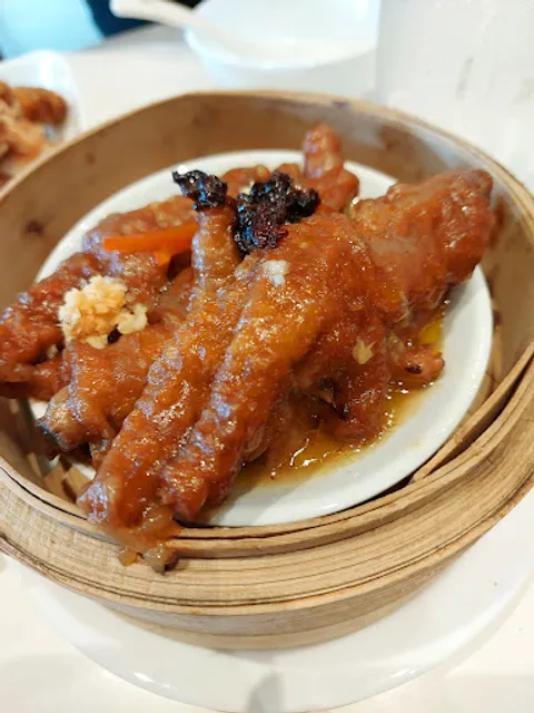 Mann Hann | Ayala Malls Manila Bay