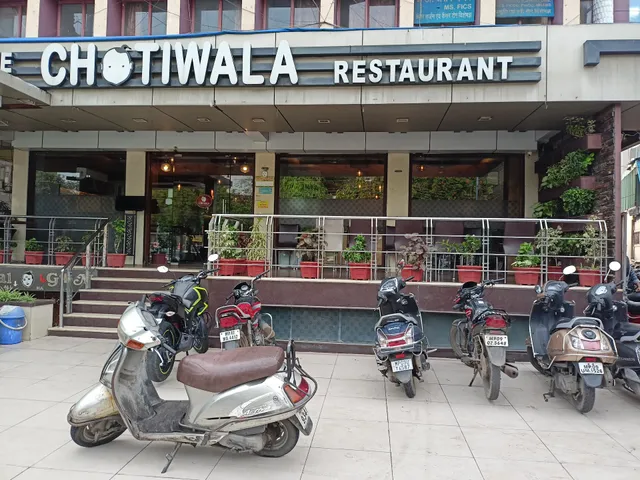 Shree Chotiwala Restaurant