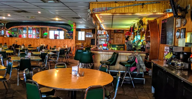 Villa Marine Bar & Grill