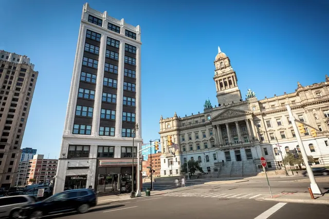 Kasa Cadillac Square Detroit