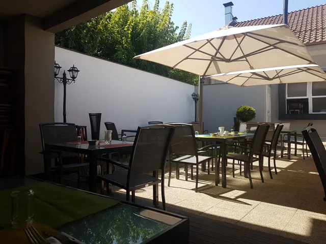 Graf Lebanese & International Cuisine